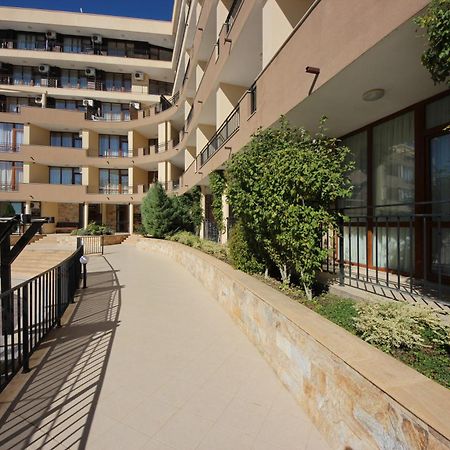 Menada Luxor Apartments Święty Włas Zewnętrze zdjęcie