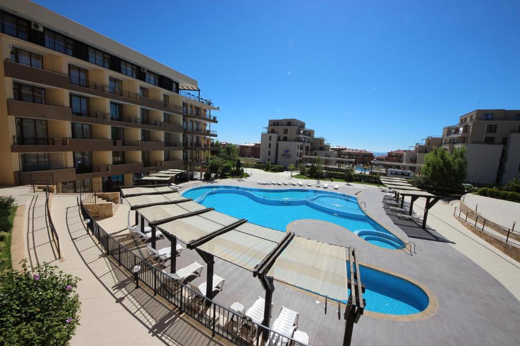 Menada Luxor Apartments Święty Włas Zewnętrze zdjęcie